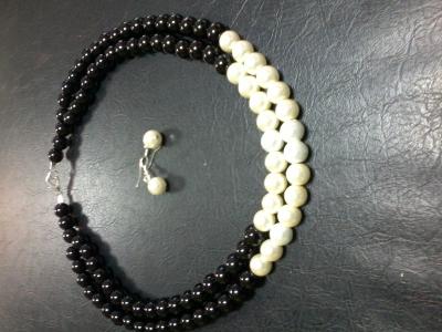Colliers en perles