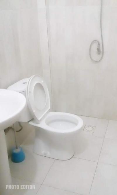 Chambres Meublées climatisées avec toilette i