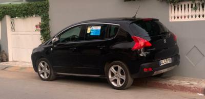 vend Peugeot 3008 full option cuire complet 