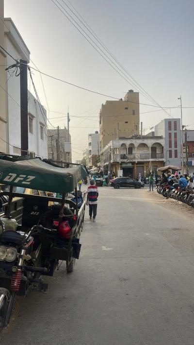 Terrain de 150 mètres carrés à vendre à Dakar 