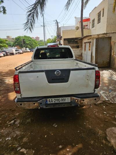 Nissan NAVARA 2015