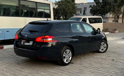 Peugeot 308 2016