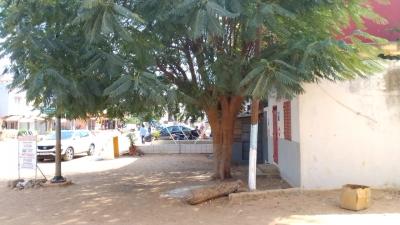 Terrain avec Bâtiment à vendre à Mbour Sénéga