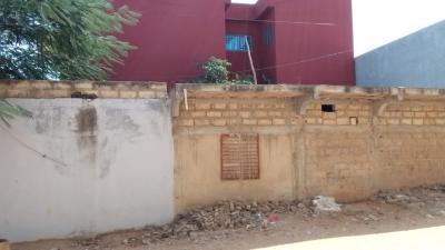 Terrain avec Bâtiment à vendre à Mbour Sénéga