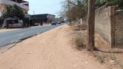 Terrains 300 mètres carrés à vendre à Nguérig