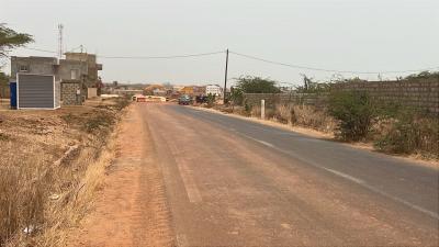 Terrains 200 mètres carrés à vendre à Ndayane 