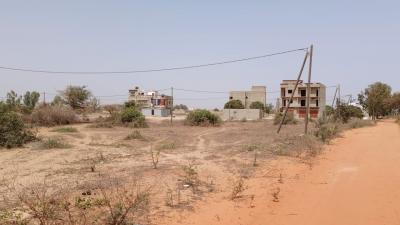 Terrains 200 mètres carrés à vendre à Bambilor