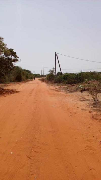 Terrains 200 mètres carrés à vendre à Bambilor
