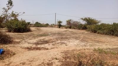 Terrain 150 mètres carrés à vendre à Bambilor 