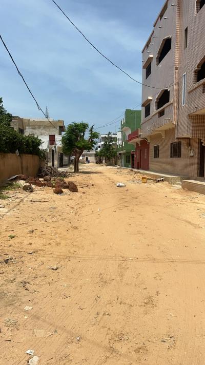 Terrain de 500 mètres carrés à vendre à Mbour 