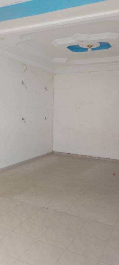 Magasin à louer à Mbour Séngal