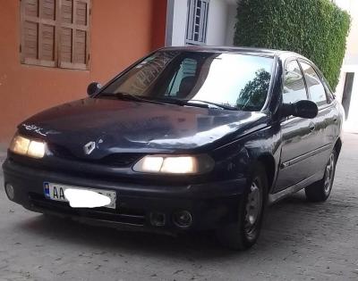 RENAULT LAGUNA1