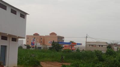 Terrain 300 mètres carrés à vendre à Saly Sén