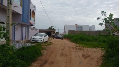 Terrain 300 mètres carrés à vendre à Saly Sén