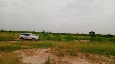 Terrains de 180 mètres carrés à vendre à Thiè