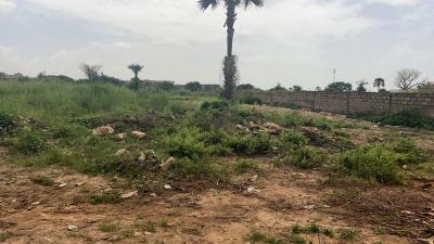 Terrain 600 mètres carrés à vendre à Saly Sén