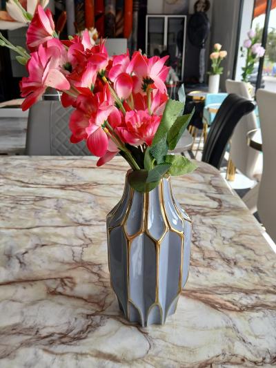 Vases et pots de fleurs OCT28