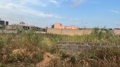 Terrain de 520 mètres carrés à vendre à Saly S