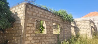 Maison inachevé à vendre 