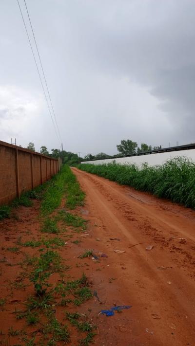 Terrain 500 mètres carrés à vendre à  Nguérig