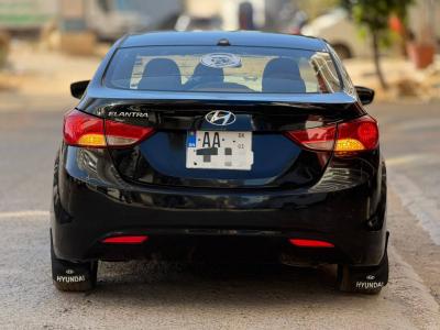OFFRE A SAISIR : HYUNDAI ELANTRA 2013
