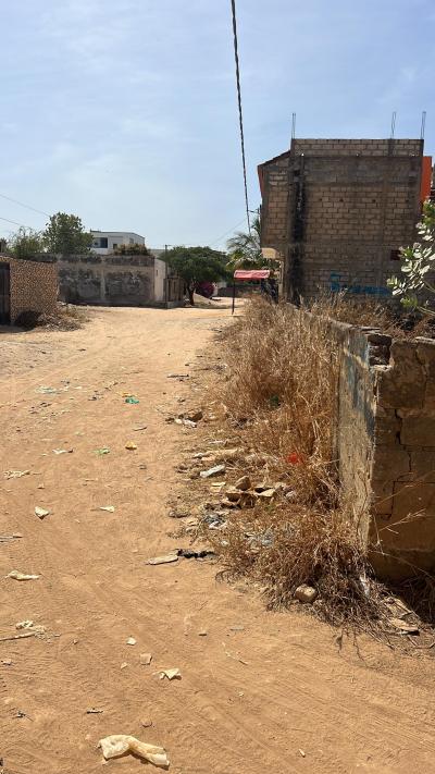 Terrain 600 mètres carrés à vendre à Mbour Sé