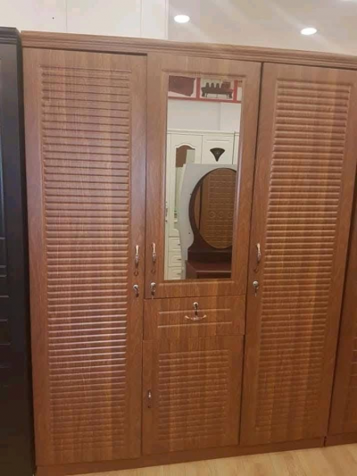 Armoires à linge 26fev07