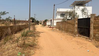 Terrain 3740 mètres carrés à vendre à Somone  