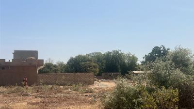 Terrain 300 mètres carrés à vendre à Malicound