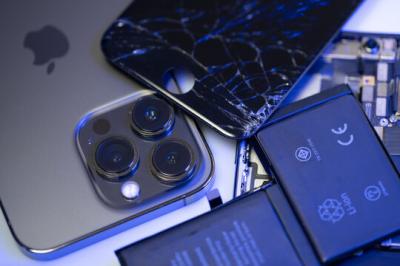 RÉPARATION D'IPHONE À DOMICILE 