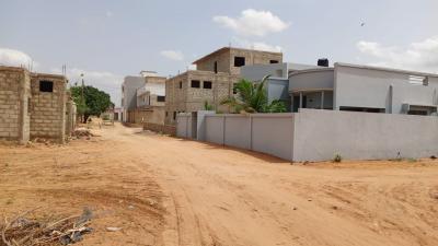 Terrain 600 mètres carrés à vendre à Nguérign