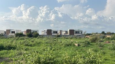 Terrains 250 mètres carrés à vendre à Saly Sé