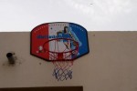 Panier de basket-ball mural tout neuf