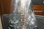 GUITAR ELECTRIQUE + CABLE + HARNES + HOUSSE  GUITAR ELECTRIQUE + CABLE + HARNES + HOUSSE