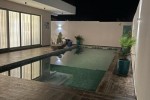 Villa à vendre au lac rose 400 m2 avec piscine 