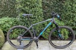 VELO VTT GIANT TERRAGO comme neuf 100% ALUMINIUM.  VELO VTT GIANT TERRAGO comme neuf 100% ALUMINIUM.
